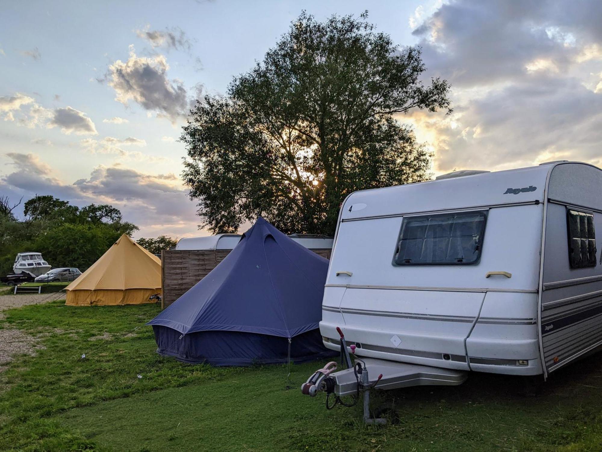 Holiday Houses Miedzyzdroje Wapnica Marina With Private Beach And Boat Facility エクステリア 写真